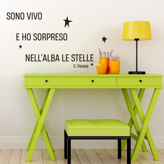 Sono vivo e ho sorpreso nell'alba le stelle